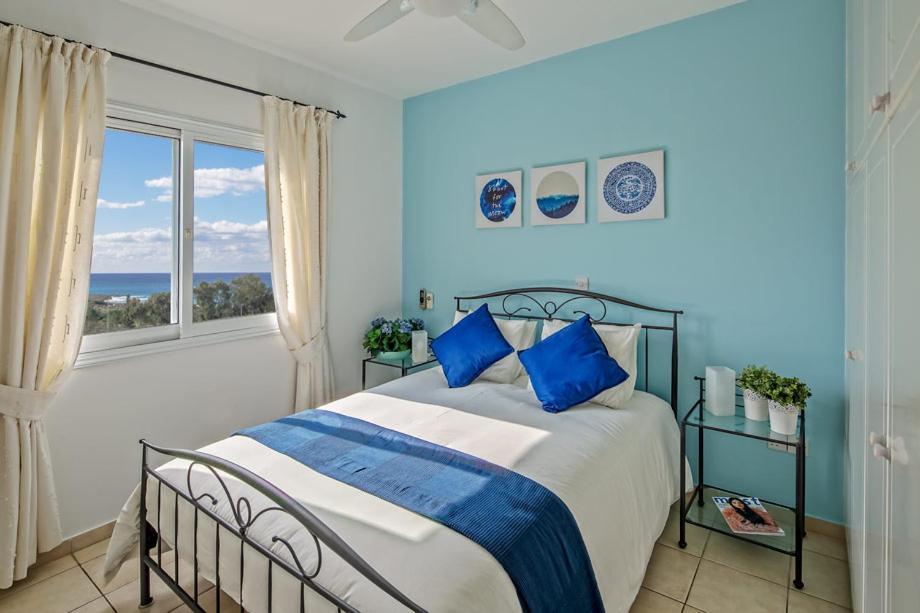 207 Kings Palace Seaview Apartment